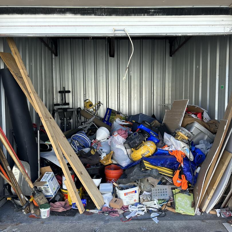 Storage Unit Auction in Alton, IL at A Storage Inn Alton ends on 14th